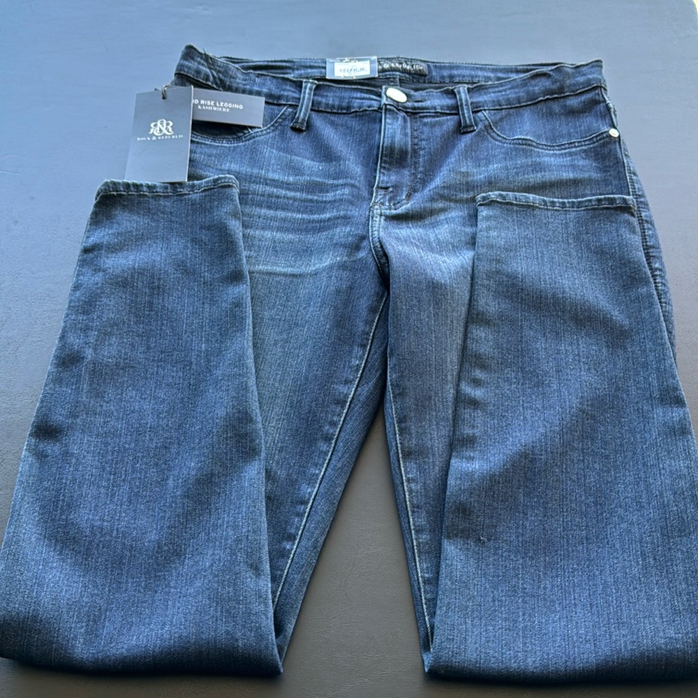 Women’s jeans